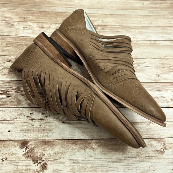 A Rider Girl Size 9 Vegan Faux Leather Flats Size US 9 / EUR 39 - Picture 2 of 10